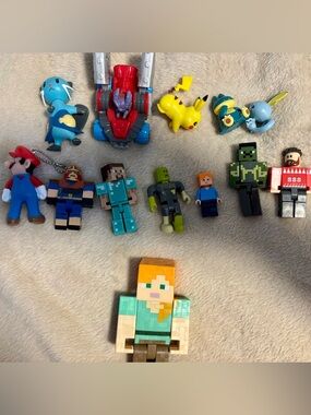 Pokemon And Minecraft Figurine large lot various years